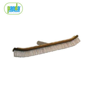 Cepillo curvo 18” con mango en aluminio y cerdas combinadas en nylon y acero inox.